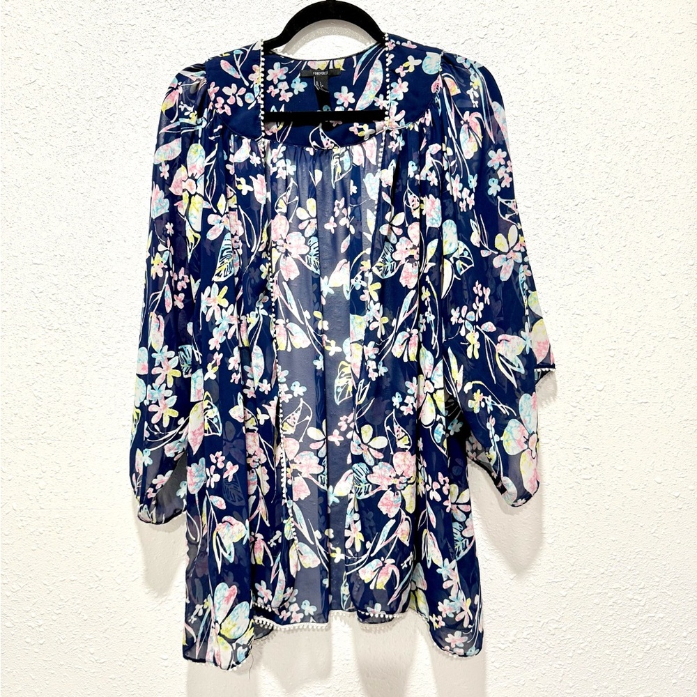 Forever 21 medium length Floral Print sheer kimono/cardigan L